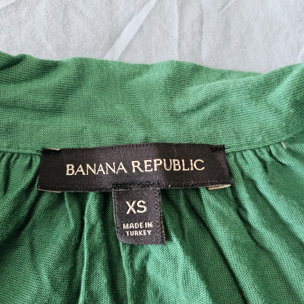 Top - Picture 2 of 3